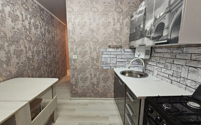 L.V.Hotels na Oruzheynoy 1 Flat