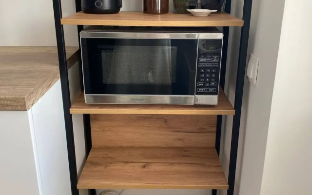 Svetlaya Uyutnaya na Ulitse Matochkina Flat