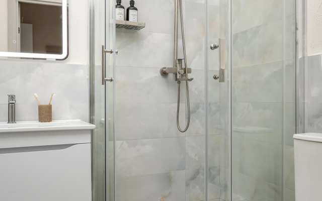 Апартаменты Кварт-Отель, Новый Арбат, 26 (3)