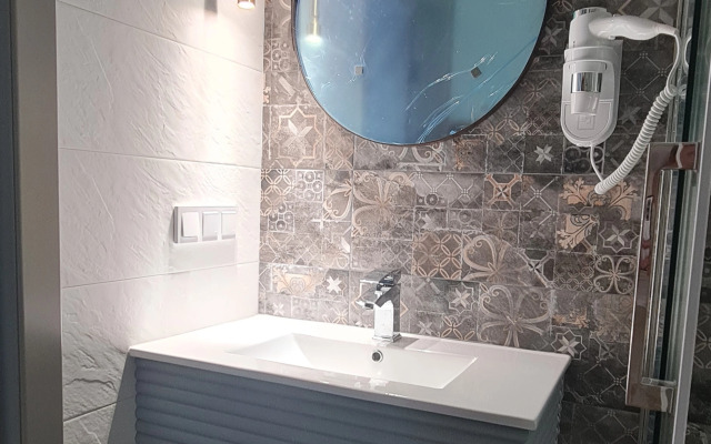 Loft4you Sunny - kvartira 2-komnatnaya (ryadom Pyatigorsk, Zheleznovodsk) Flat