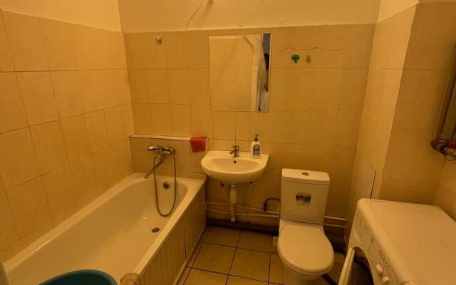 Chistyj Vzgljad na 9 maja 83 rjadom s TRC Planeta Apartments