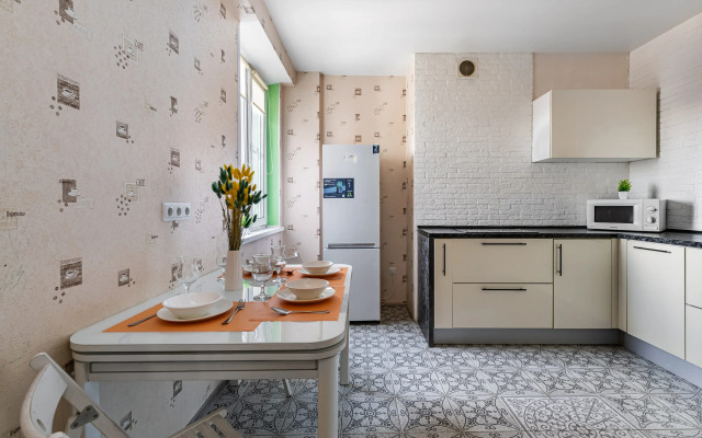 Uyutnye 2-Kh Komnatnye Apartamenty V 10 Minutakh Ot Tsentra Apartments