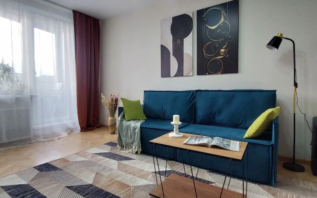 Vidovaya Dvushka V Dvukh Minutakh Ot Metro Flat