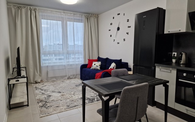 V novom ZHK ryadom s Veresayeva Uyutnyy Dom Flat