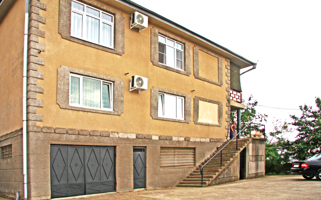 Anna Guest House