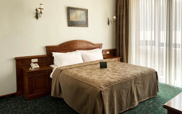 Hotel Russia