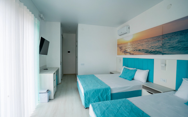 Семейный отель АзовЛенд