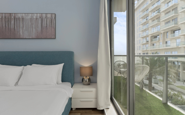 Apartamenty 1BR Beach Access Pool Gym Pacific Al Marjan