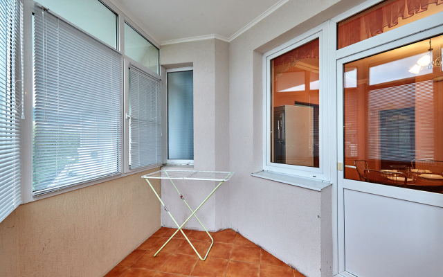 Dvukhkomnatnaya Turisticheskaya 6 Flat