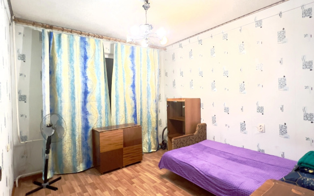 Квартира Трехкомнатная на Гидростроителей