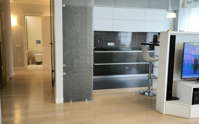 Sovremennye na Nemige Tsentr Apartments
