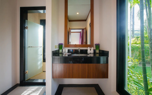 Pagai Private Pool Baan Bua Estate Naiharn Beach Villa