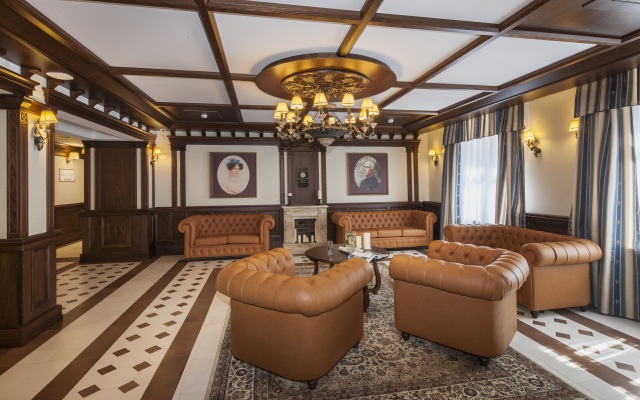 Aglaya Kortyard Hotel