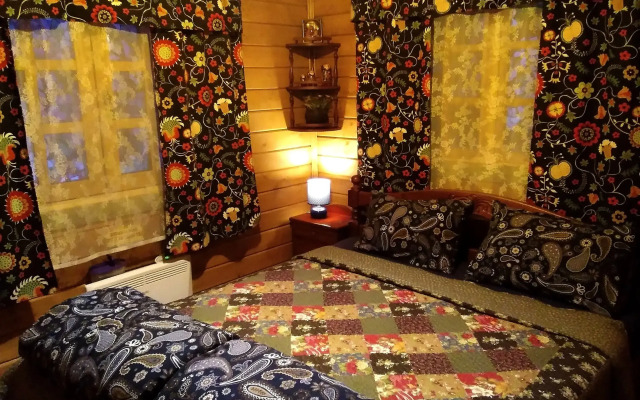 Гостевой дом Дивный Дворик - Park & Spa