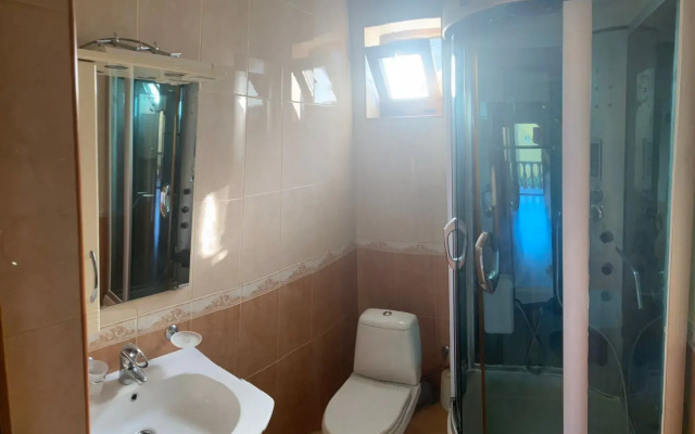 Apartment Irena 2 Guest house