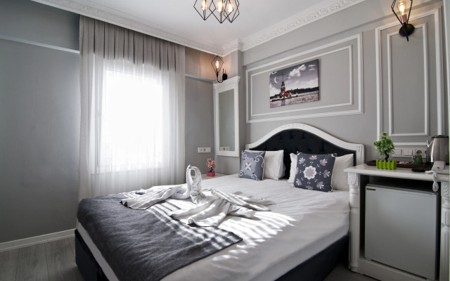 Nova City Hotel