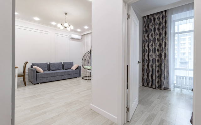 V Tsentre Astany Dlya Komfortnogo Otdykha Flat