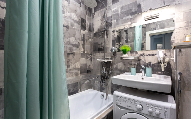 Квартира с Балконом и Видом на Лесопарк Аллея 114