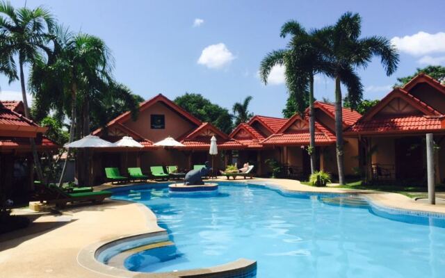 Happy Elephant Resort Hotel