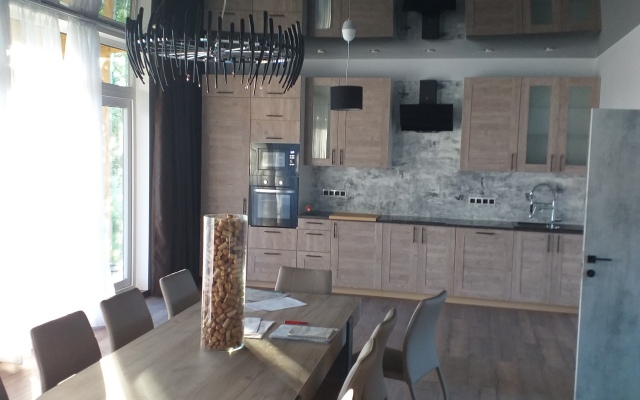 Pokrovka Guest House