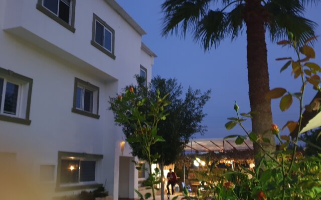 Sun Rays Kyrenia Mini-Hotel