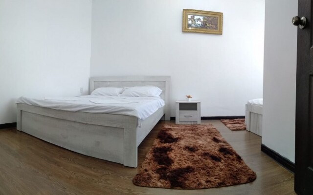 Alazis Alakol Hotel