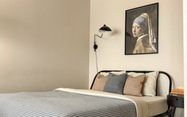 Odnokomnatnaya Kvartira S Vidom Na Naberezhnuyu Flat