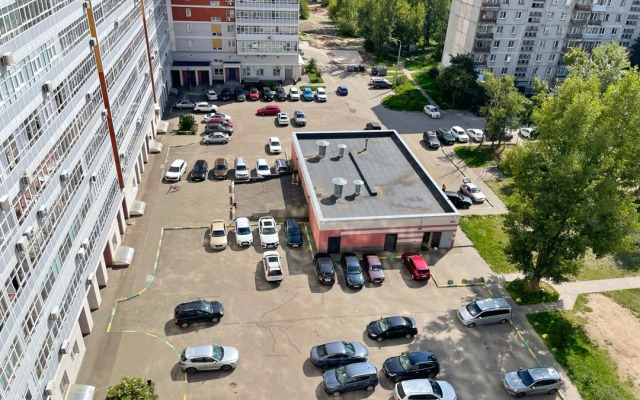 Apartamentyi Mescherskoe Ozero, Stadion, Strelka, Tsentr