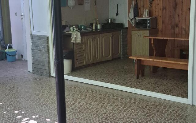 Gostevoy Dom U Arkadiya Guest House