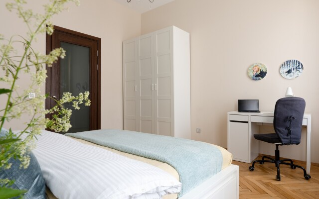 Апартаменты Петербургская Квартира в Центре на Марата