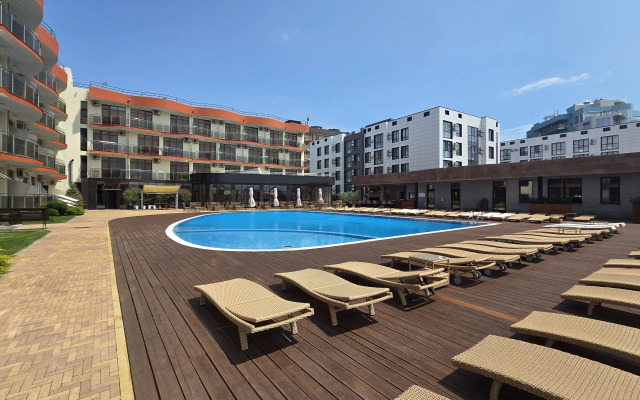 Dream Hotel
