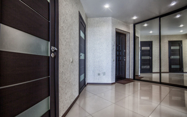 Na Novo-Chernushenskom Apartment