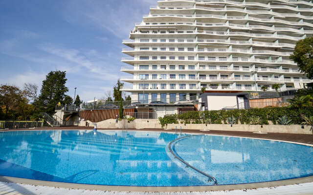 Апартаменты с бассейном Актёр Гелакси