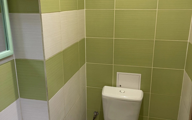 Pyatikomnatnaya Na 14 Chelovek Flat