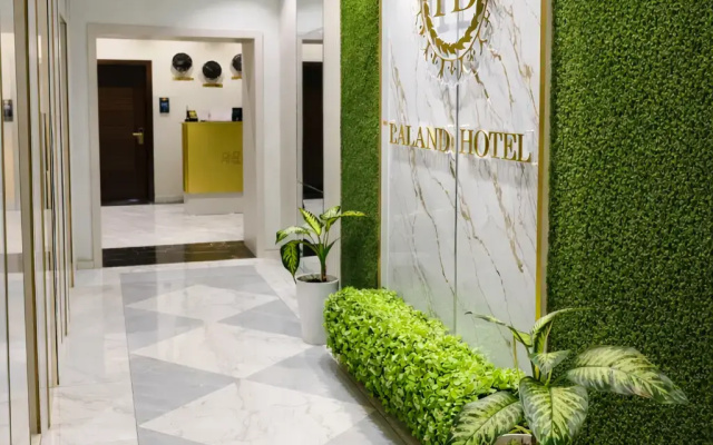 Отель Aram Baland Hotel 13th floor