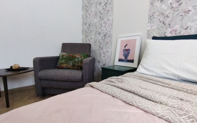 Svetlaya I Chistaya Kvartira Na Yubileynom Flat