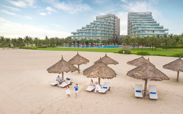 Курортный отель Vinpearl Resort & Golf Nam Hoi An