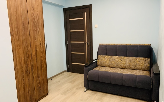 S 3 Izolirovannymi Komnatami v Tsentre Ryadom Vorkutaugol Flat