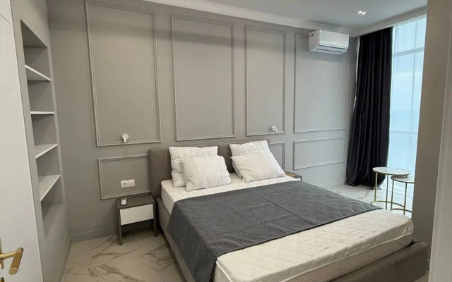708 Flat