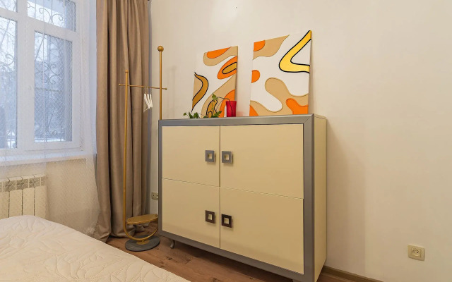 2-k v tsentre Flat