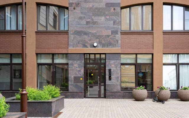 Апартаменты с балконом в центре Петроградской стороны.