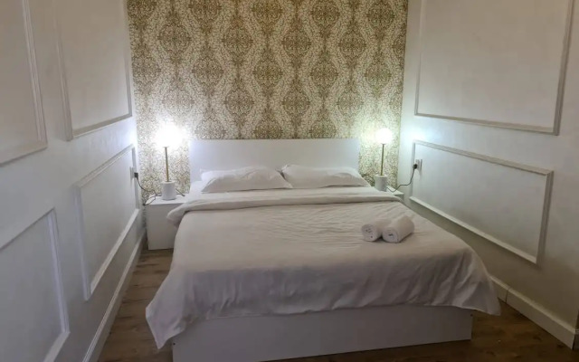 Riverside-Express Hotel