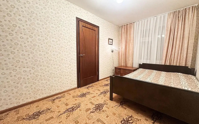 As Bolshaya Dvukhkomnatnaya U Savelovskoy/dinamo Apartments