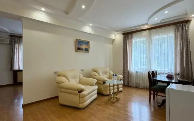 Oasis Hotel Kapan