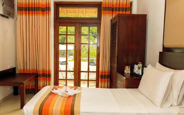 Oak Ray Serene Garden Hotel