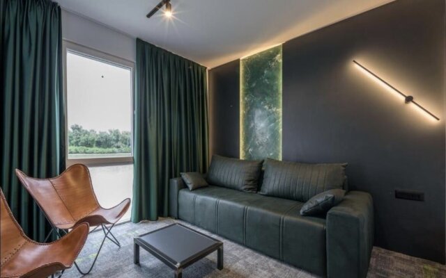 Joy 5 Hotel & Spa Hotel
