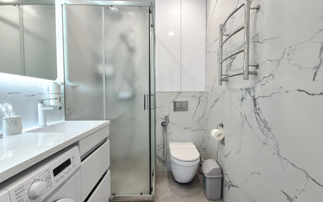 Potryasayuschaya v Flat