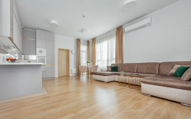 Na Ulitse Parusnaya 16 Flat