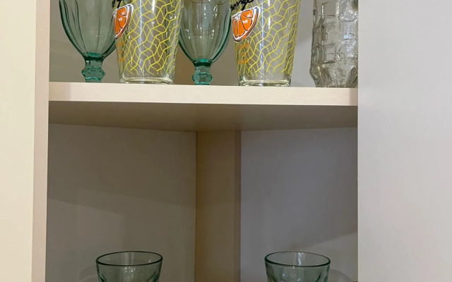 Ya doma na ulitse Cherokmanova 2 Flat