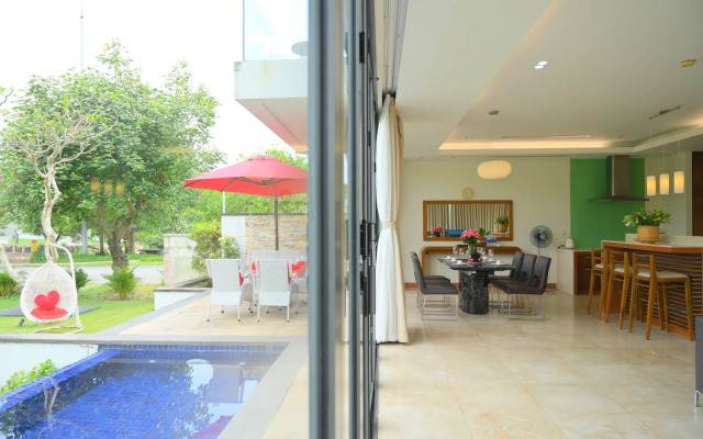The Ocean Villa